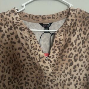 Buffalo David Bitton Leopard Print Pullover Top - Tan & Brown